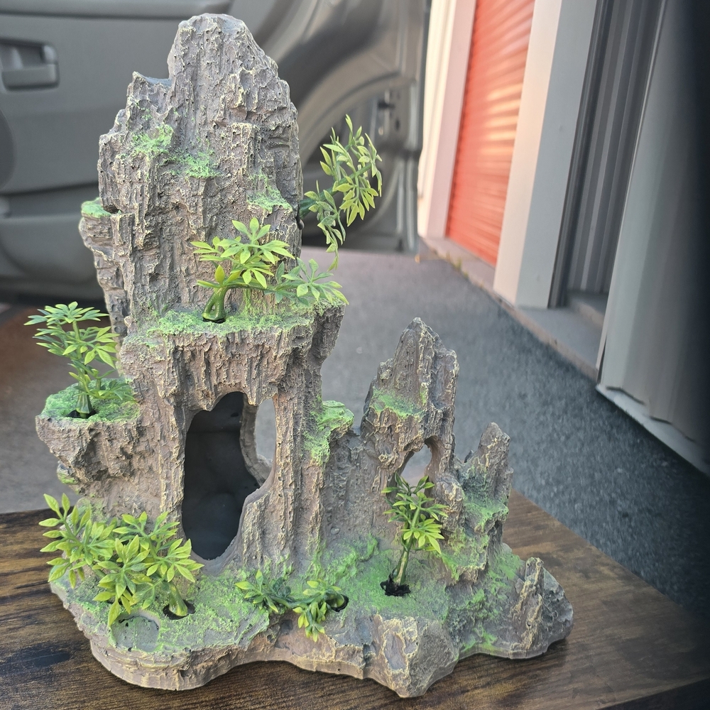 Resin Rock Mountain Aquarium Ornament with Faux Green Plants